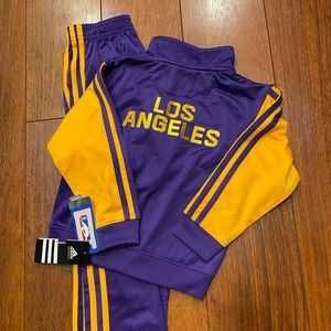 4T lakers outfit & hoodie